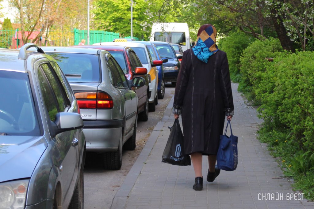 Летом в Беларуси вырастут пенсии. Насколько?