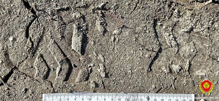 В Березовском районе со строящейся МТФ унесли километр кабеля и доильные аппараты