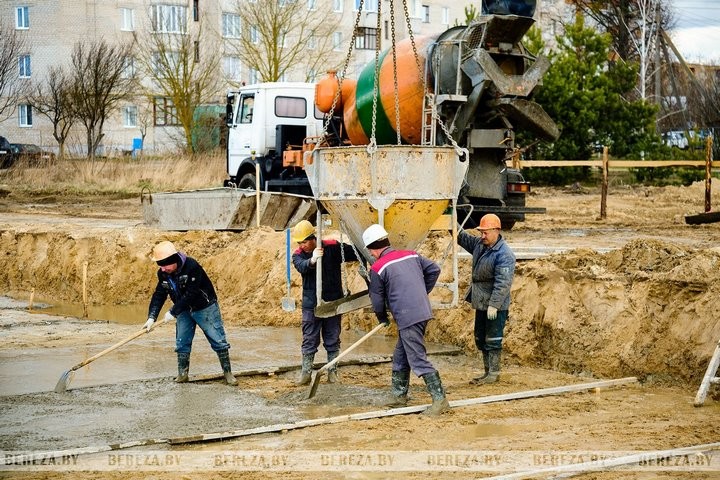 В Берёзе строится первый в районе электродом