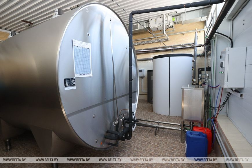 В Кобринском районе открыли современную ферму, где молоко будет только «экстра»