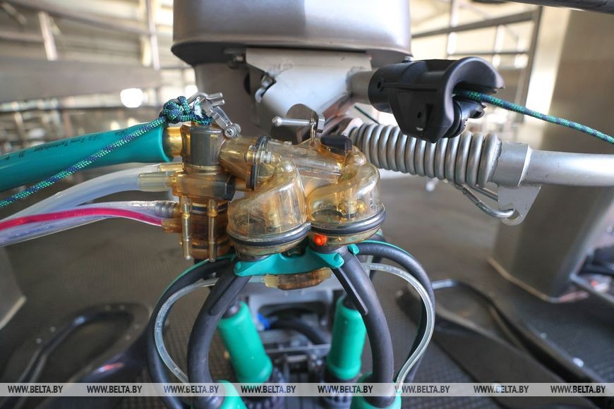 В Кобринском районе открыли современную ферму, где молоко будет только «экстра»