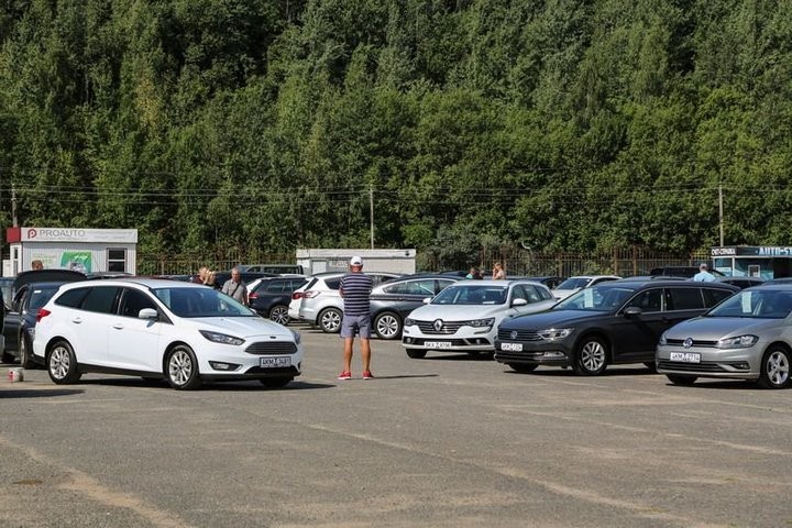 Собрали паспорта у льготников и оформили на них машины. Как все вернуть?