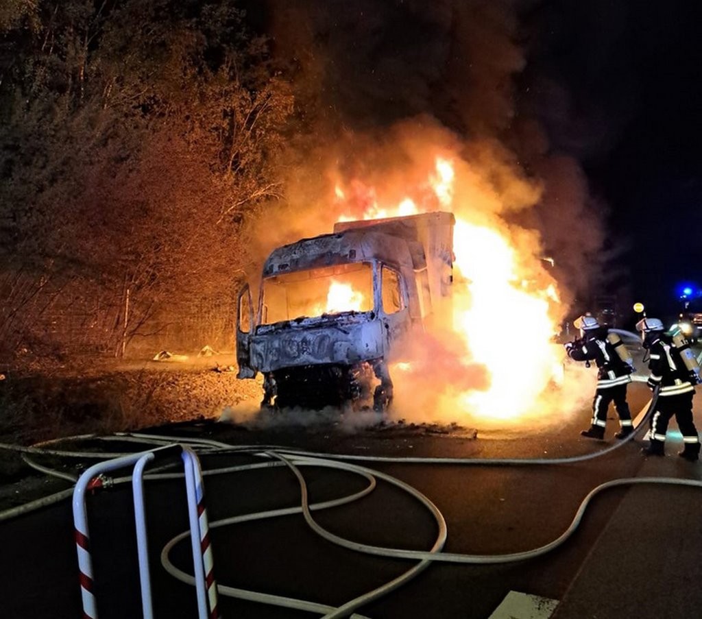 В Германии сгорела фура, которой управлял белорус