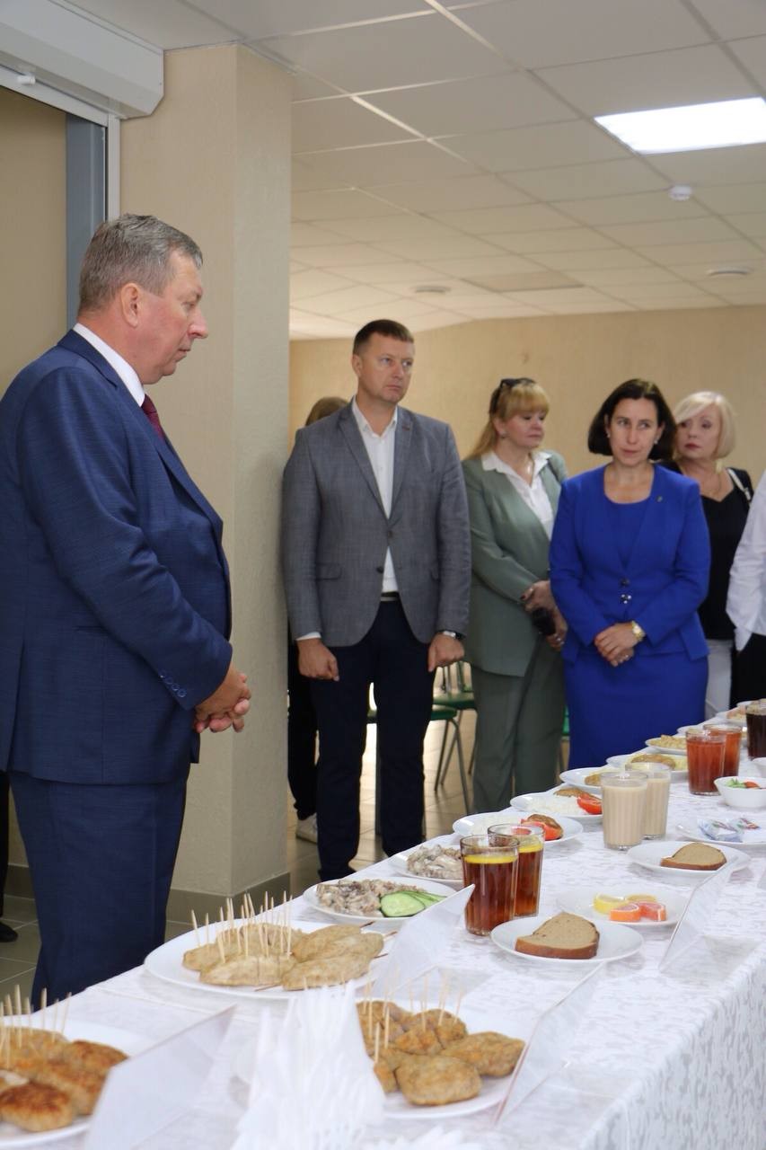 1 сентября: в брестских школах проходят торжественные линейки