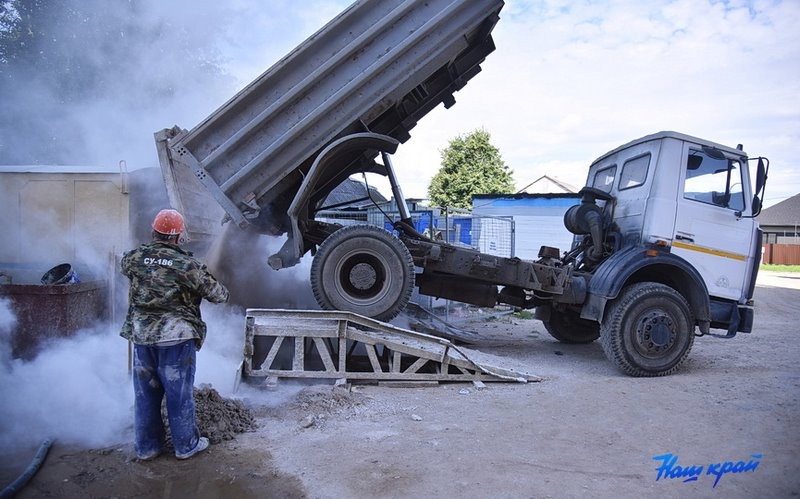Посмотрели, как строится первый в Барановичах монолитный жилой дом