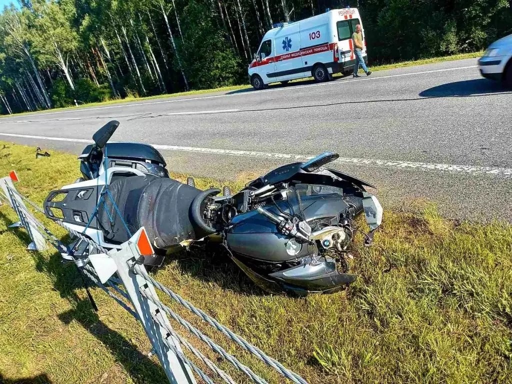 На М1 разбился насмерть мотоциклист