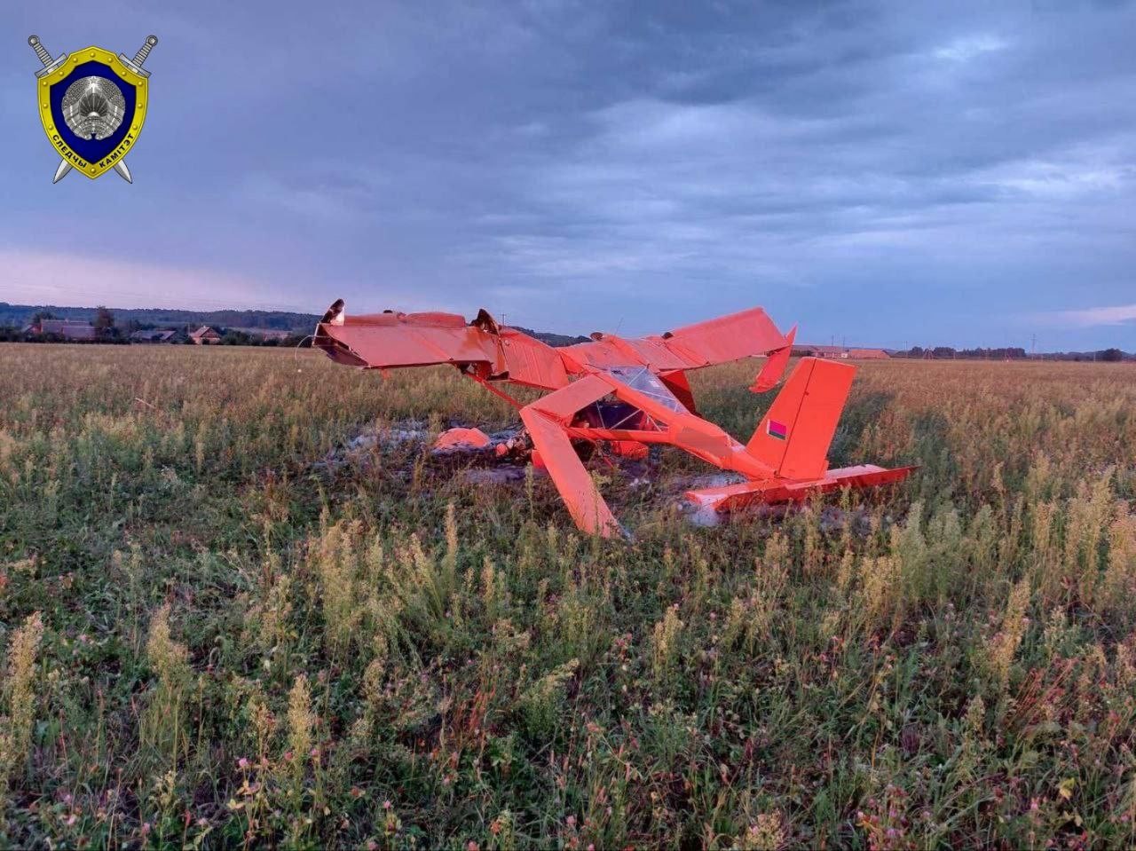 В Беларуси упал легкомоторный самолёт. Два человека погибли