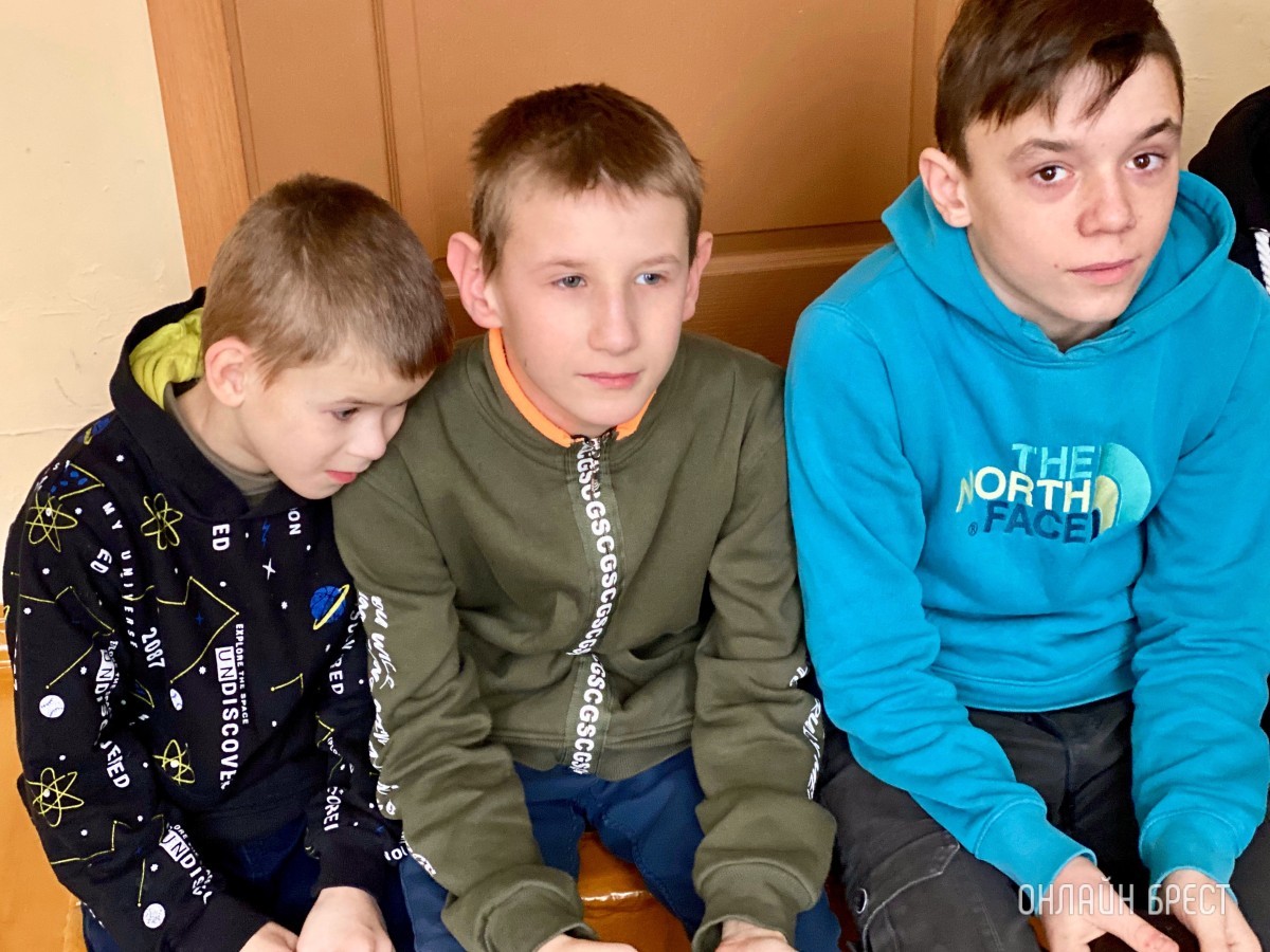 32 письма, 32 исполнения желаний и море позитива! Большой новогодний фотоотчёт из Дивинского детского дома (Брестская область)