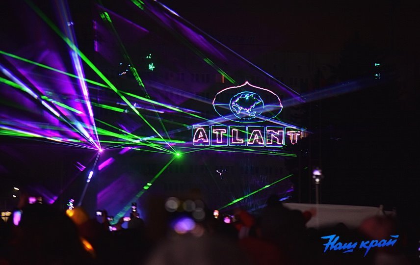 Завораживающее лазерное шоу