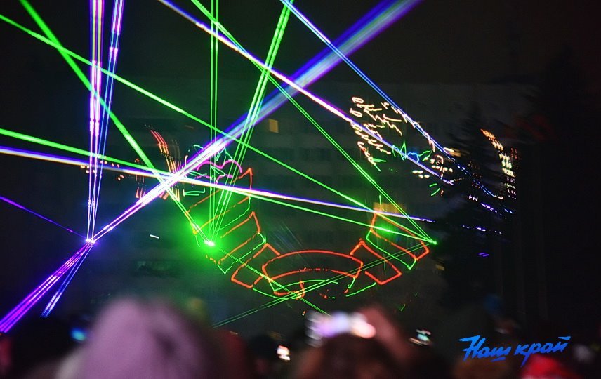 Завораживающее лазерное шоу