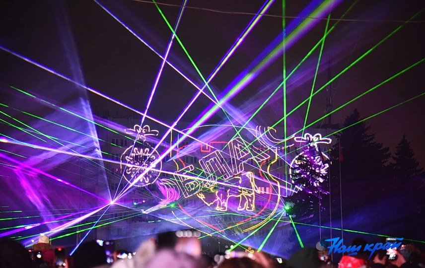 Завораживающее лазерное шоу