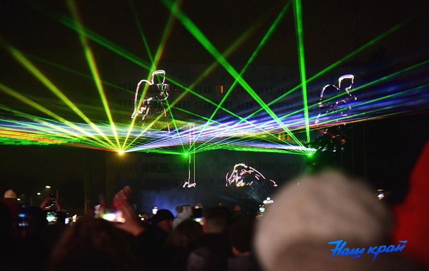 Завораживающее лазерное шоу