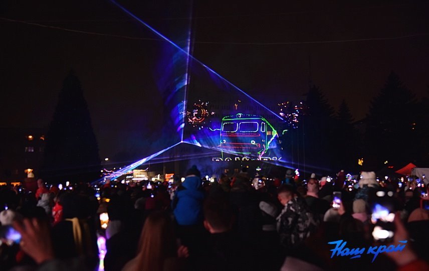 Завораживающее лазерное шоу