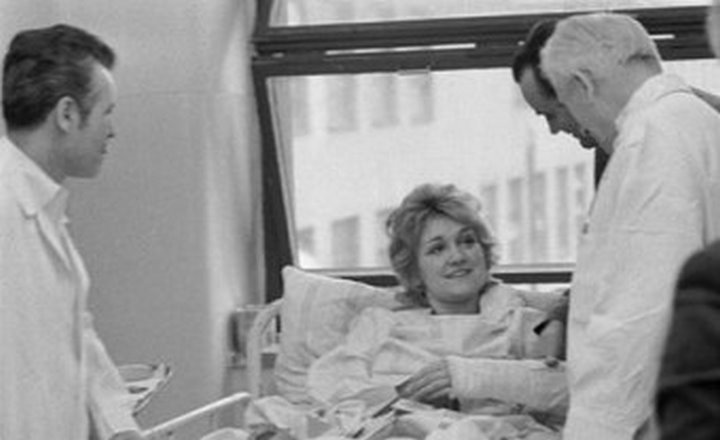 История стюардессы, которая выжила при падении с высоты 10 тысяч метров