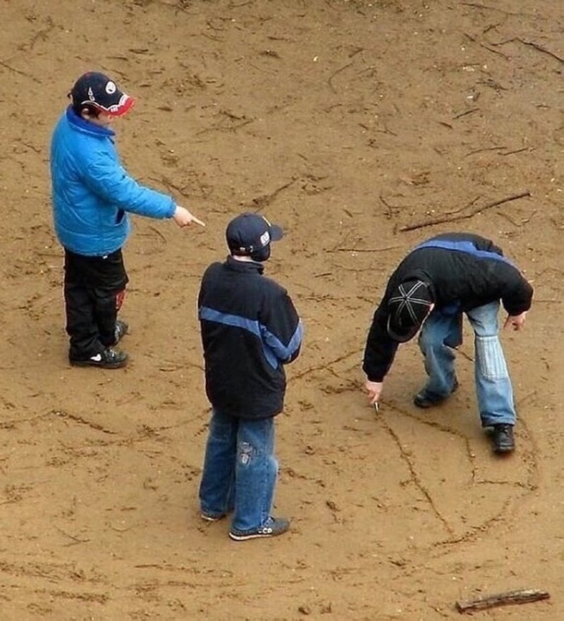 Детство без гаджетов: рассказываем о забытых играх советских дворов