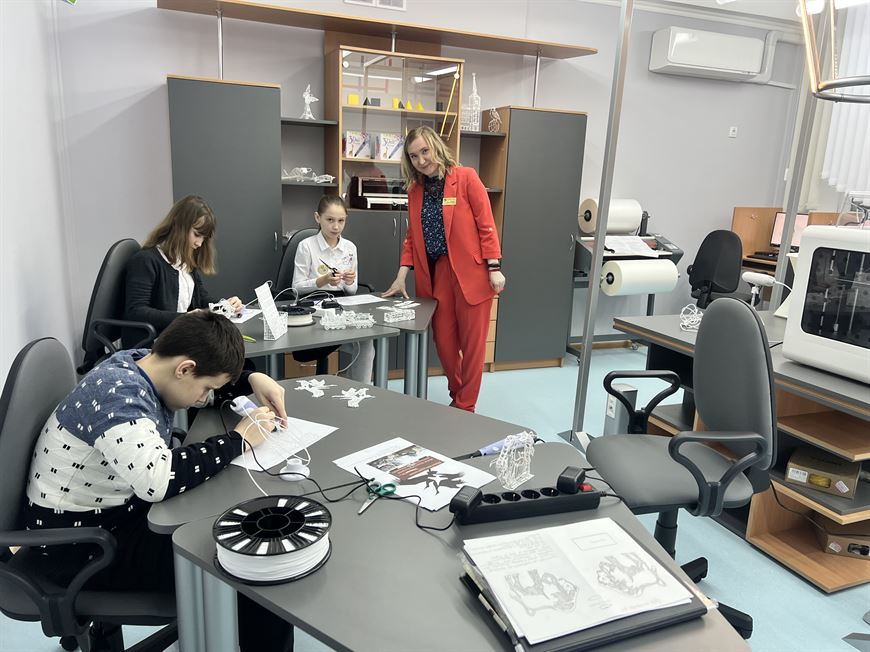 Детский технопарк создали в самой большой школе Барановичей