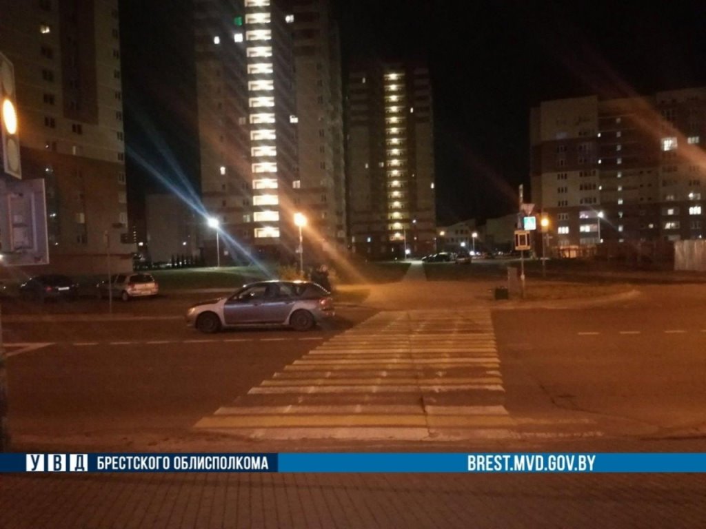 Автомобиль сбил женщин в Бресте