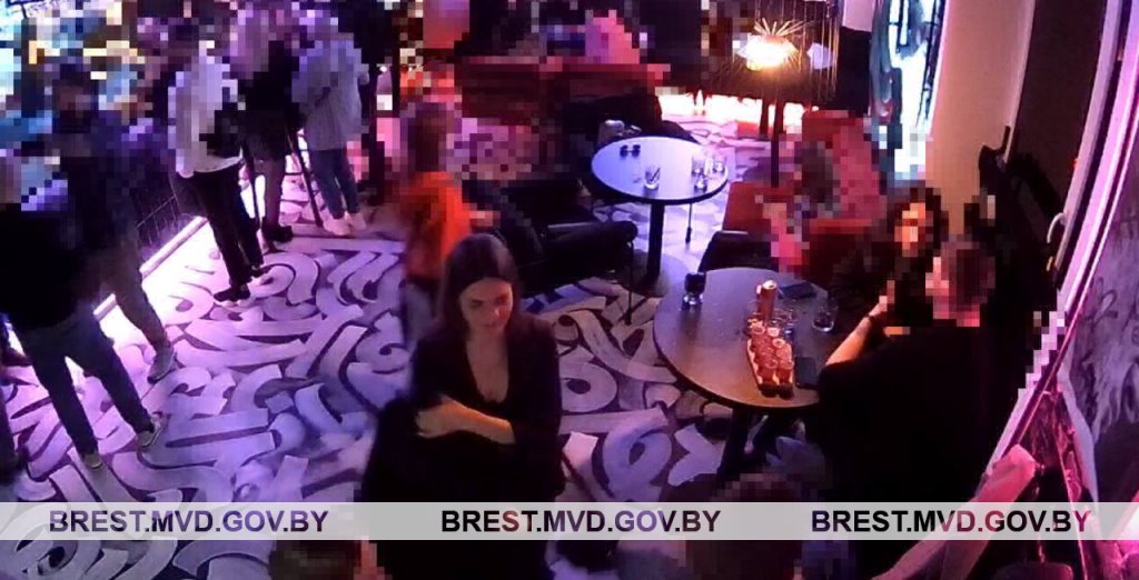 В Бресте ищут девушку, которая находилась в баре