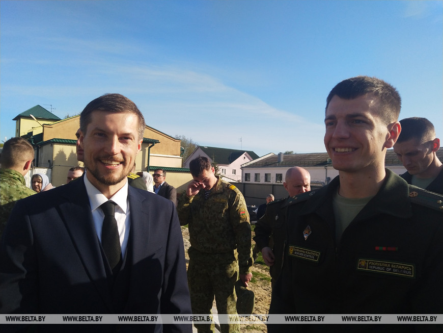 Икону от монахов Афона вручили брестским пограничникам