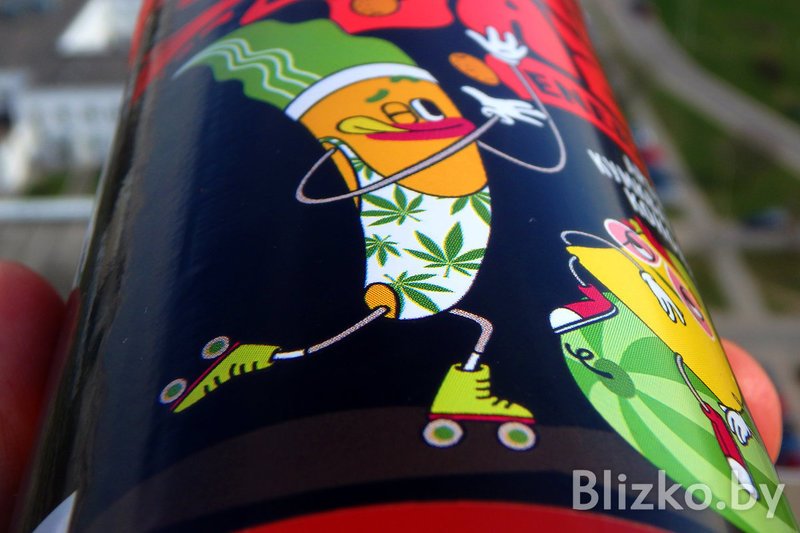 В Беларуси выпустили газировку со вкусом конопли. Мы купили и продегустировали