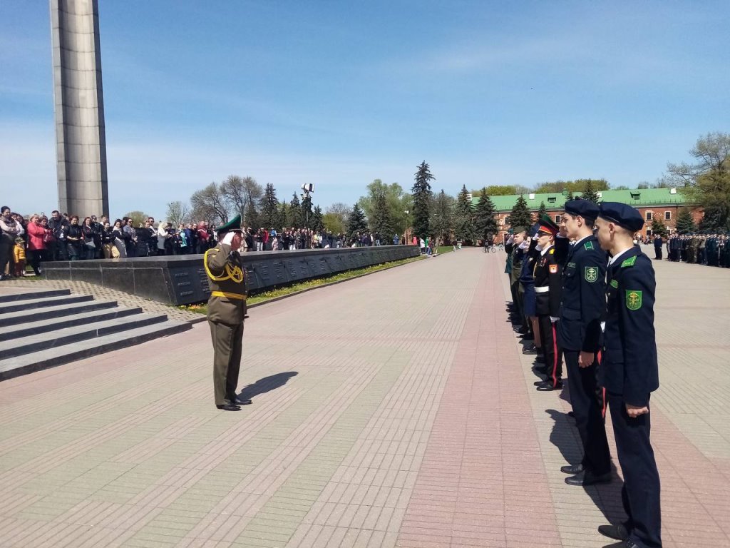 В Бресте прошел IV городской смотр-конкурс по строевой подготовке