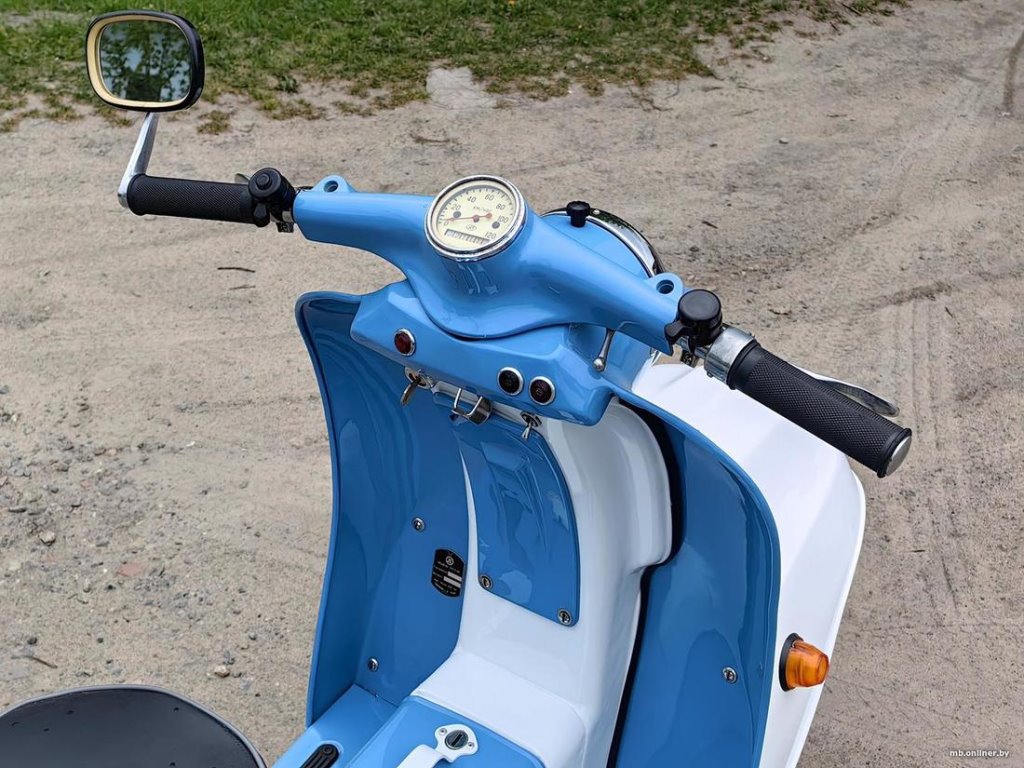 Белорус восстанавливает советские мотороллеры на продажу. Кажется, недорого