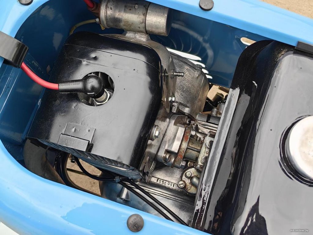 Белорус восстанавливает советские мотороллеры на продажу. Кажется, недорого