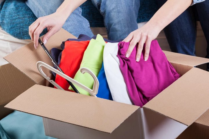 Белорусы рассказали, как и за сколько продают вещи на онлайн-барахолках