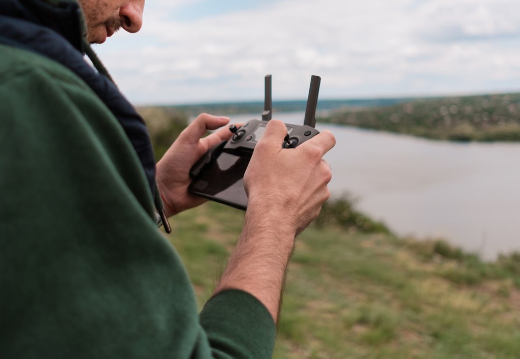 Дронов в белорусском небе станет меньше: кто попал под запрет и почему