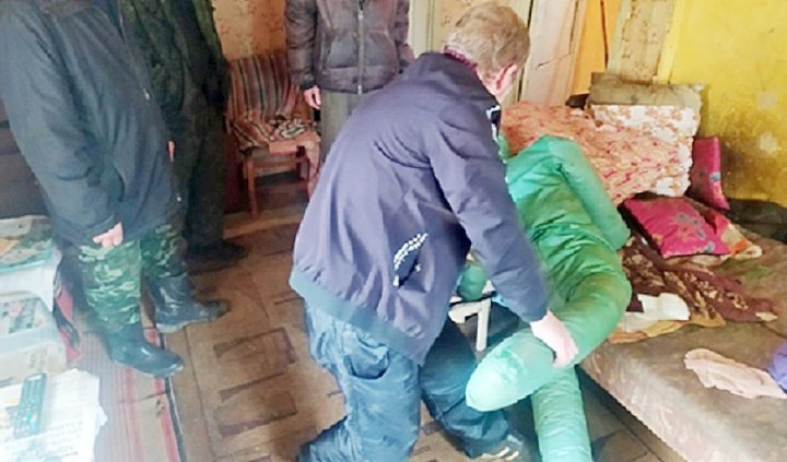 В Беларуси мужчина до смерти избил свою мать из-за непонравившейся телепередачи