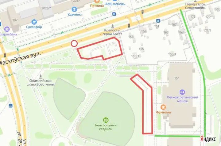 В Бресте на несколько дней ограничивают движение и парковку транспорта у легкоатлетического манежа