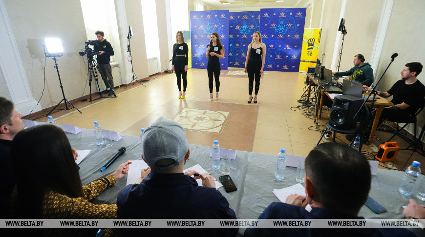 Красиво и волнительно: на областной тур «Мисс Беларусь» в Бресте пришли более 50 девушек