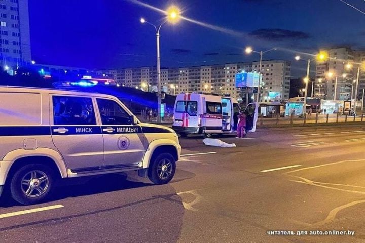 В Минске пьяный сбил двух женщин, которые шли по переходу, одну – насмерть