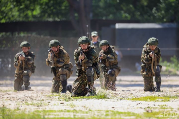 На полигоне Брестский стартовали финалы республиканских игр «Зарница» и «Зарничка»