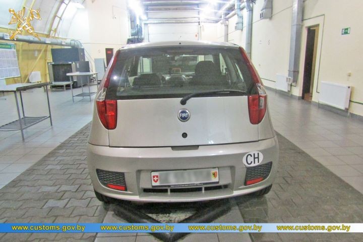 Гашиш в наушниках обнаружили в пункте пропуска «Брест»