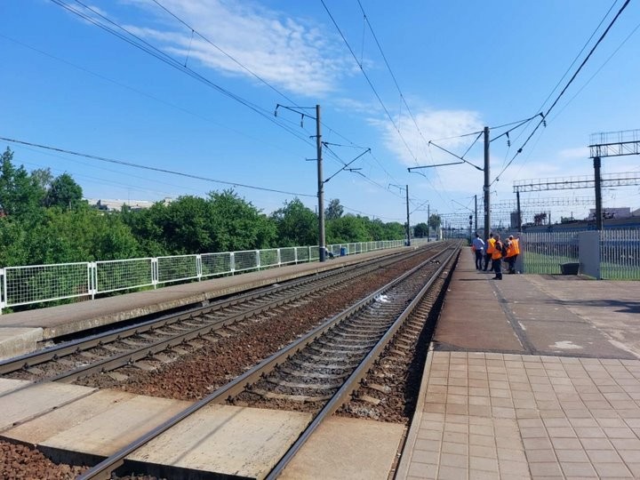 В Барановичах мужчина попал под поезд