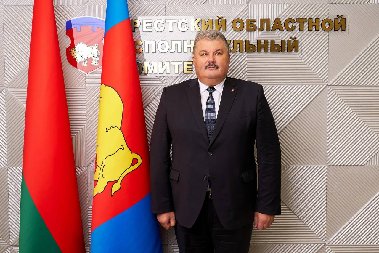 Начальник главного управления по здравоохранению Брестского облисполкома Виктор Михаловский рассказал о надбавках фельдшерам