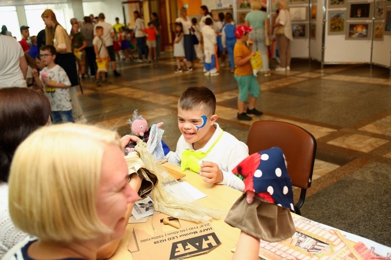 В Бресте прошел инклюзивный фестиваль, приуроченный к Международному дню защиты детей