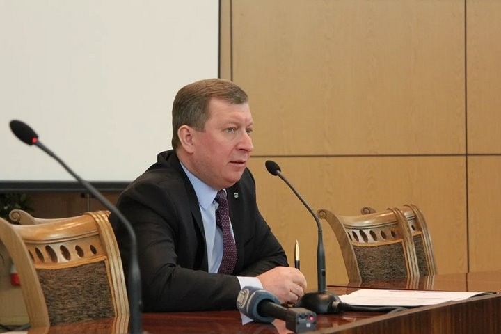 Александр Рогачук поздравил брестчанок с Международным женским днём