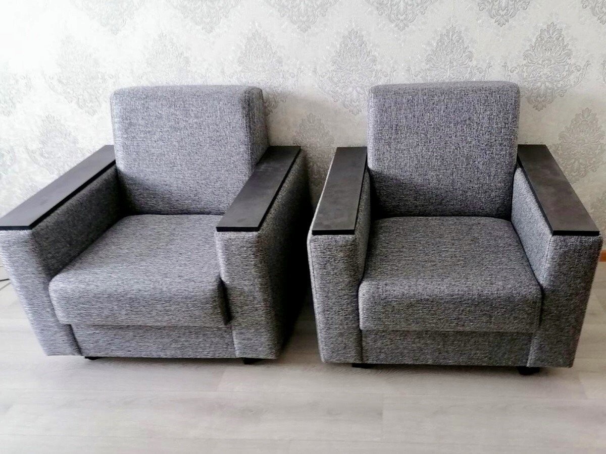 Из уставшего, изношенного дивана в шикарный и стильный предмет интерьера. Мастерская по перетяжке и ремонту мебели исполняет желания своих клиентов