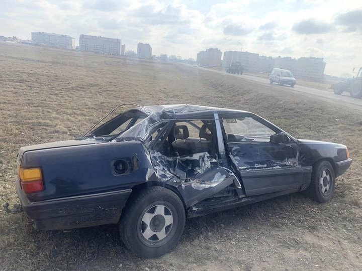 В Дрогичине «МАЗ» не пропустил легковушку