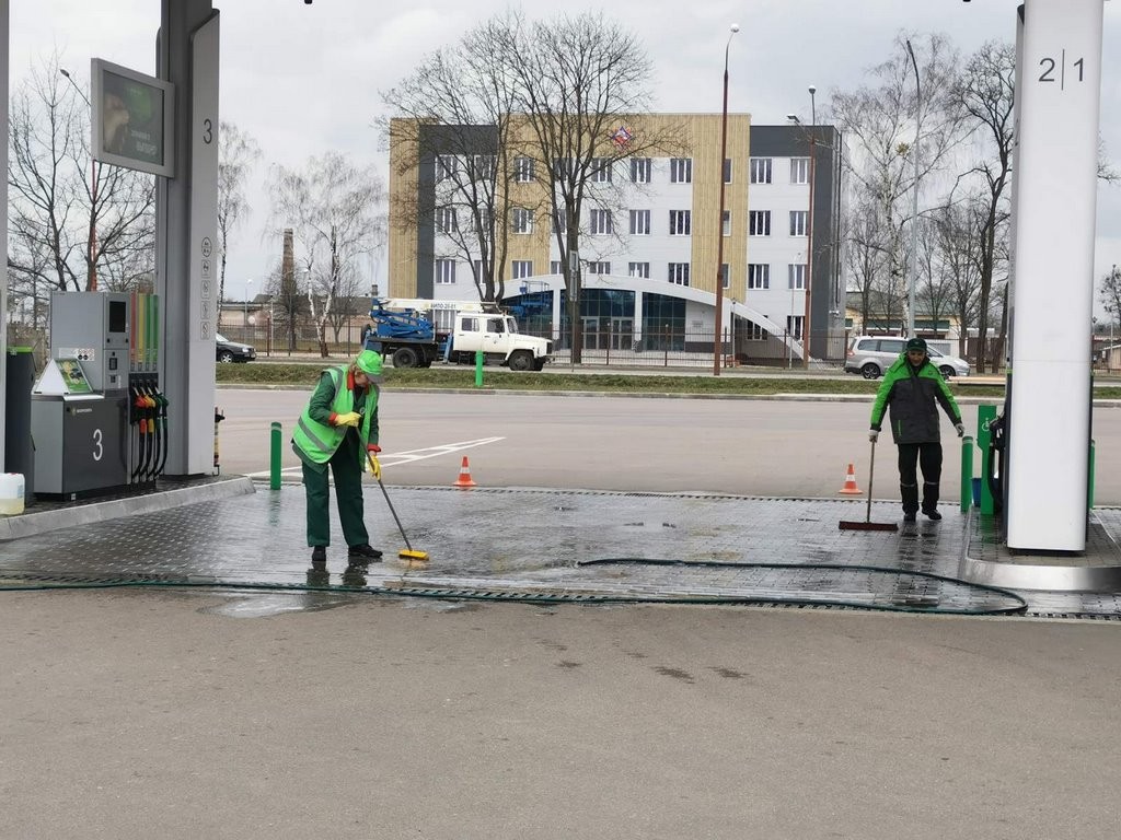 Весенние уборочные работы начал коллектив РУП «Белоруснефть-Брестоблнефтепродукт»