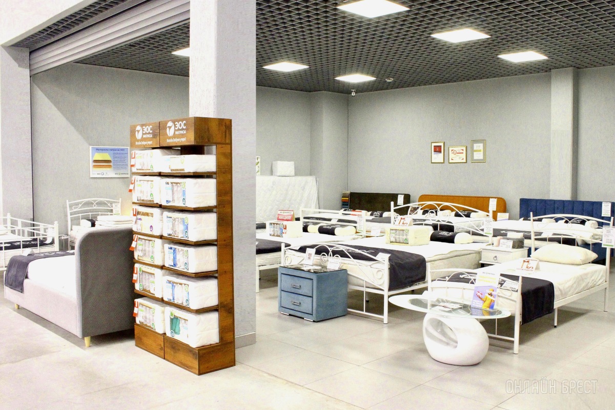 И большой белый медведь выбирает сон на матрасах «ЭОС» в Бресте!