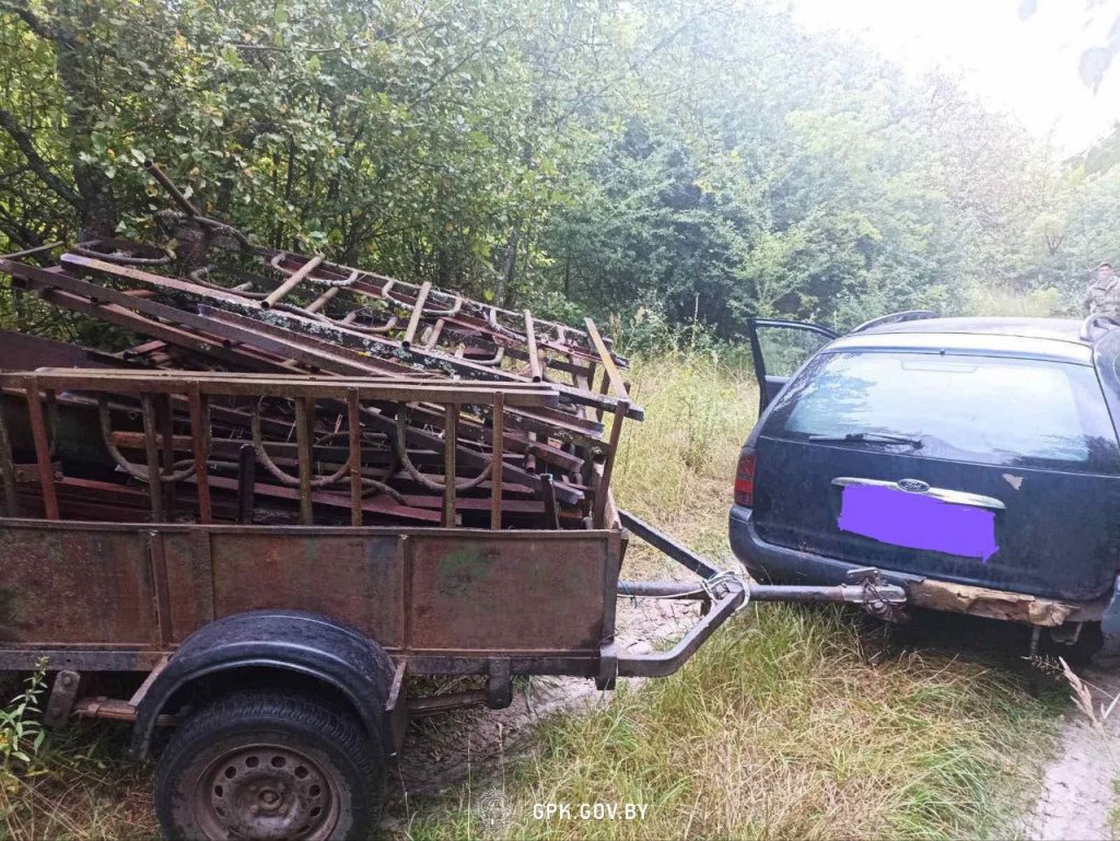 Белорусы пытались вывезти 500 килограмм металла из зоны отчуждения