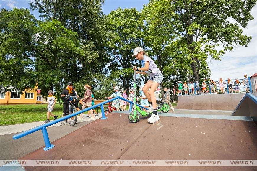 Обновленный фонтан, ремонт жилья и дорог: в Ганцевичах завершают подготовку к областным «Дажынкам»