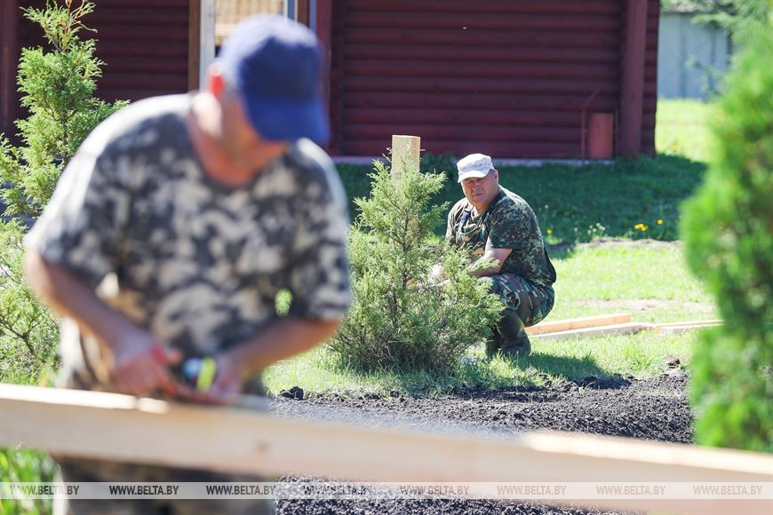 Обновленный фонтан, ремонт жилья и дорог: в Ганцевичах завершают подготовку к областным «Дажынкам»