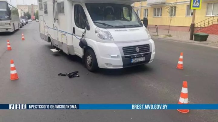 В Барановичах финн за рулем автодома сбил женщину на переходе