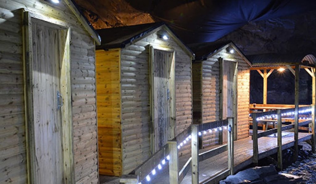 Открылся самый глубокий отель в мире. Номера расположены на отметке 419 метров под землей