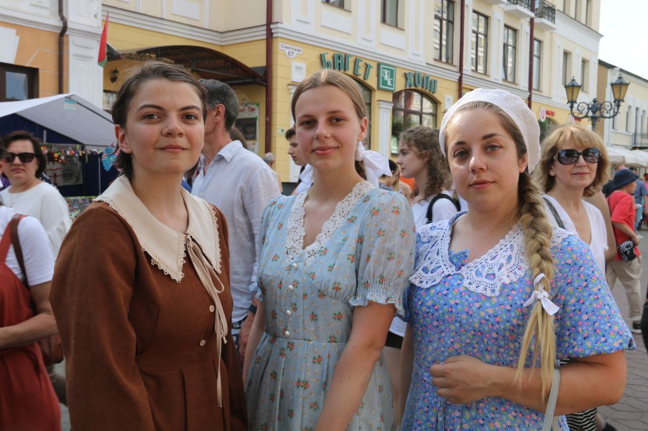 Реконструкция «Мирный вечер на Советской»