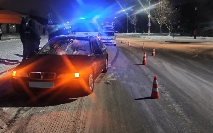 Водитель Rover задумался за рулем и сбил пешехода в Барановичах